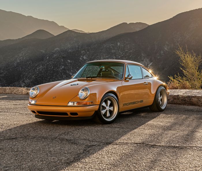 SPEAK MEMORY Singer Vehicle Design in Torrance, Calif., restores and modifies classic Porsche 911 Carreras from 1989-1994. The air-cooled, largely analog cars represent a ‘sweet spot’ in Porsche’s history, says Mazen Fawaz, the company’s CEO. PHOTO: SINGER VEHICLE DESIGN