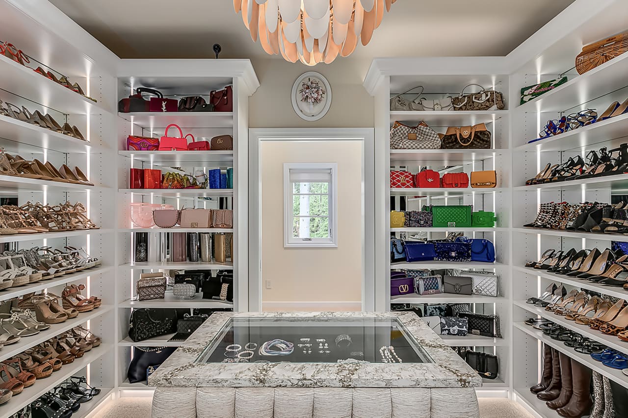The concept of the walk-in closet is being redefined.
WINDERMERE REAL ESTATE
