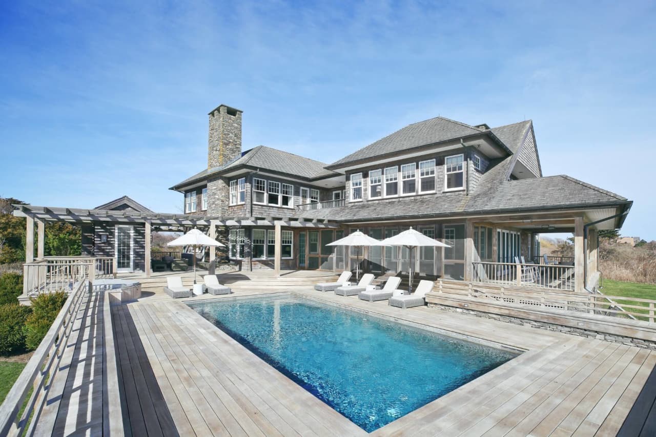 Formerly a rental, this Hamptons home is for sale for the first time ever.
JAIME LOPEZ FOR SOTHEBY'S INTERNATIONAL REALTY