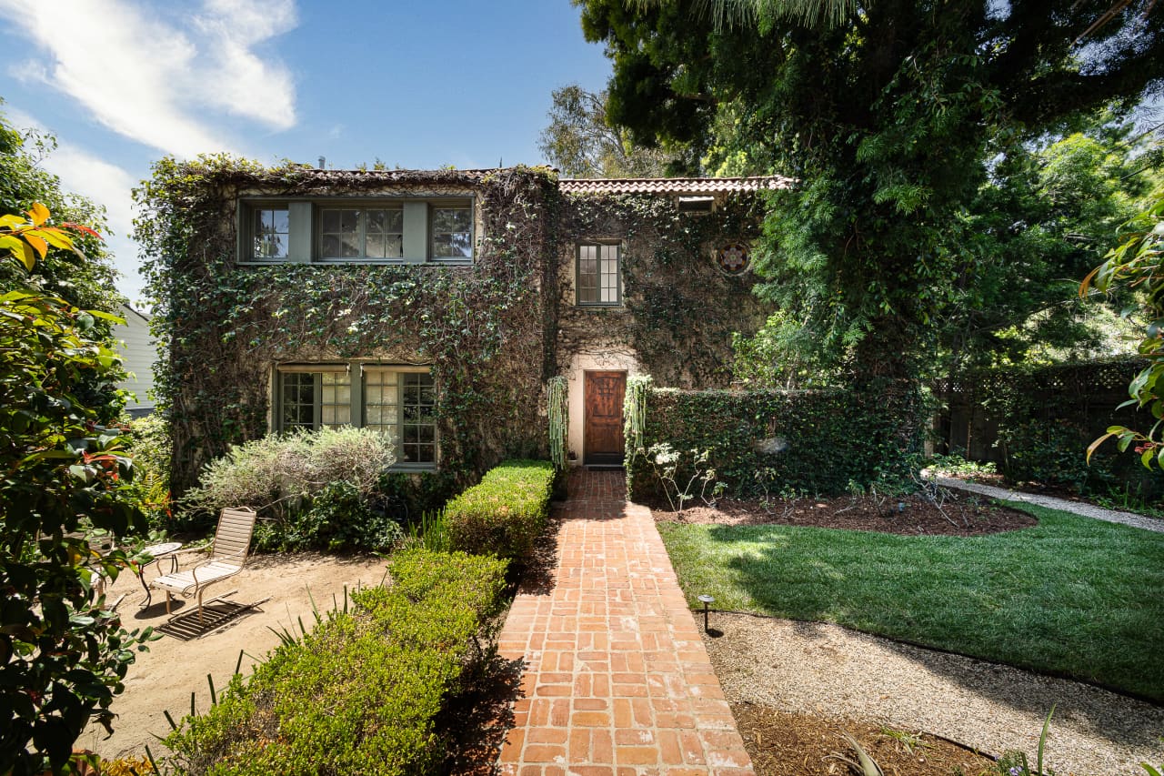 Another century-old Goldwyn estate just hit the market asking $3.495 million.
L.A. LIGHT